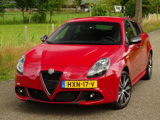 Alfa Romeo GIULIETTA 1.4 Turbo Sport | Nav | Stoelverw.| 18inch | Miron | Rosso | Brembo