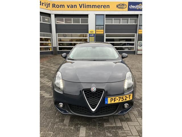 Alfa Romeo GIULIETTA 1.4 Turbo MultiAir Super | Super onderhouden | Trekhaak |