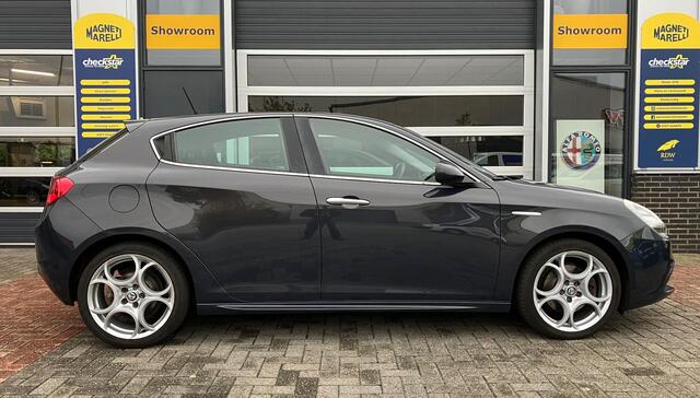 Alfa Romeo GIULIETTA 1.4 Turbo MultiAir Super | Super onderhouden | Trekhaak |