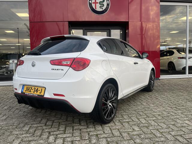 Alfa Romeo GIULIETTA 1.4 Turbo Sport | 18" Velgen | Carbon kit
