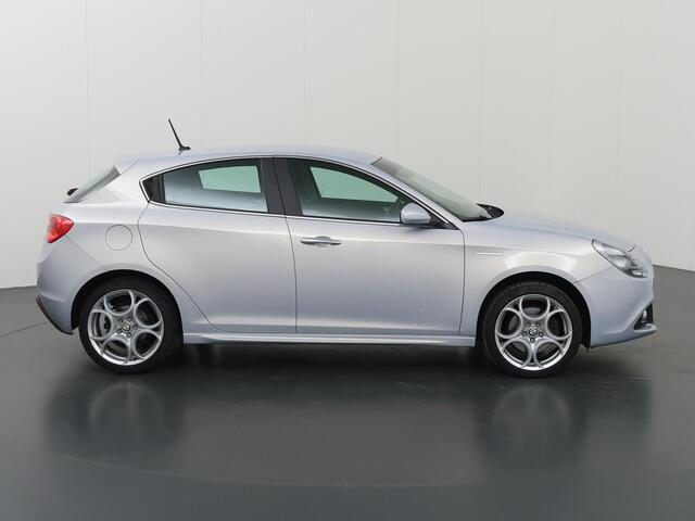 Alfa Romeo GIULIETTA 1.4 Turbo MultiAir Super | Trekhaak | Navigatie | Bose | Lederen Bekleding | Climate Control |