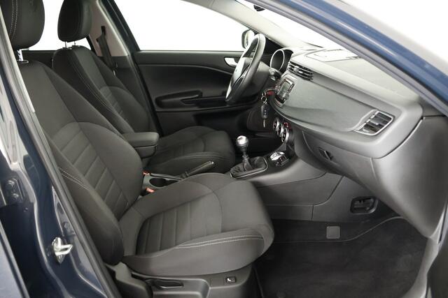Alfa Romeo GIULIETTA 1.4 Turbo Super / Clima / Cruisecontrol / Bluetooth