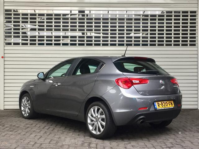 Alfa Romeo GIULIETTA 1.4 MultiAir TURBO Distinctive Rijklaarprijs!