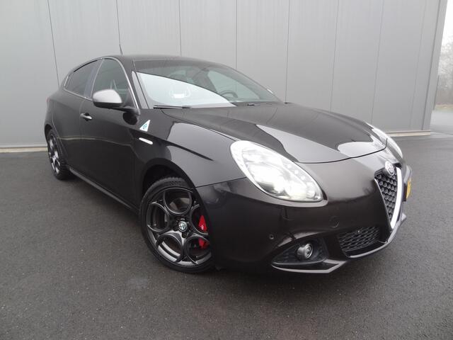 Alfa Romeo GIULIETTA 1.7 TBi Quadrifoglio | 241 PK | LEDER