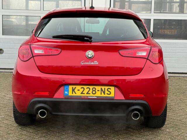 Alfa Romeo GIULIETTA 1.7 TBI 241Pk Quadrifoglio Verde Aut. Xenon Navi Pdc
