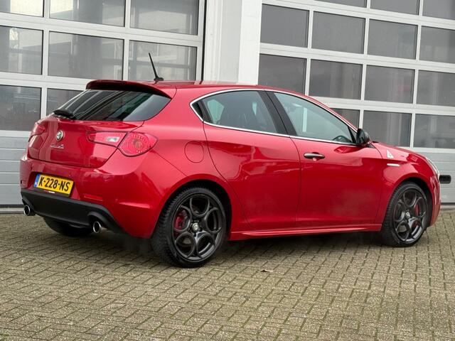 Alfa Romeo GIULIETTA 1.7 TBI 241Pk Quadrifoglio Verde Aut. Xenon Navi Pdc