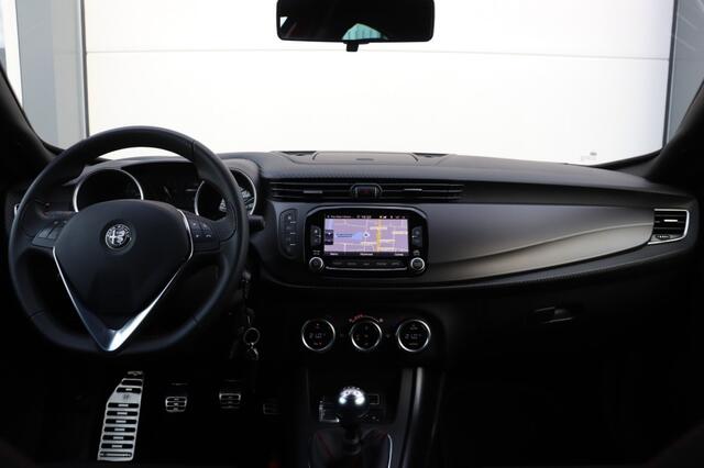 Alfa Romeo GIULIETTA 1.4 TURBO SPORT/ORIG.NL/PAN.DAK/1E EIG./DEALERONDERH.