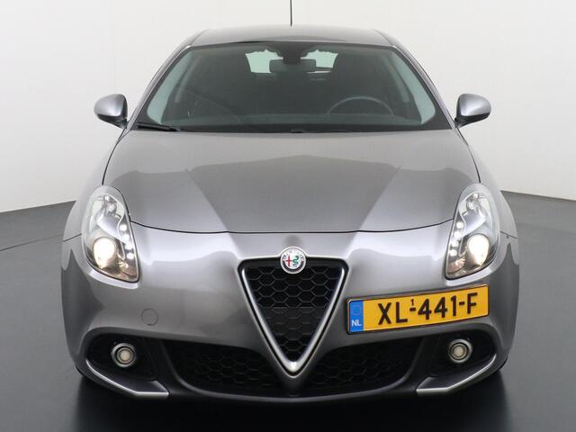 Alfa Romeo GIULIETTA 1.4 Turbo MultiAir Super | Navigatie | Lichtmetalen velgen | Te Financieren v.a. ¤176,- P/M |