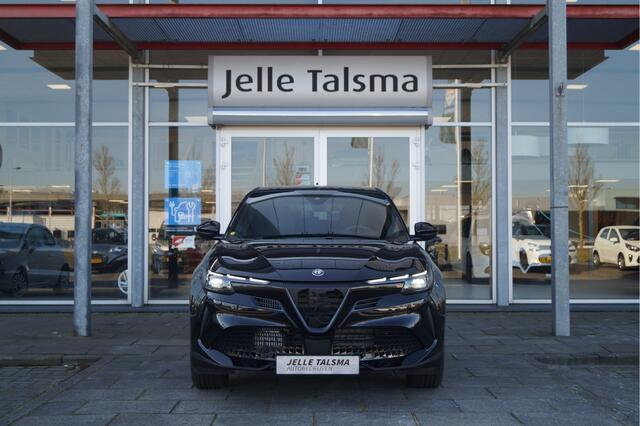 Alfa Romeo Junior 1.2 Turbo Hybrid Ibrida Speciale | Stoelverwarming | Massage functie bestuurders stoel | Camera | Op voorraad