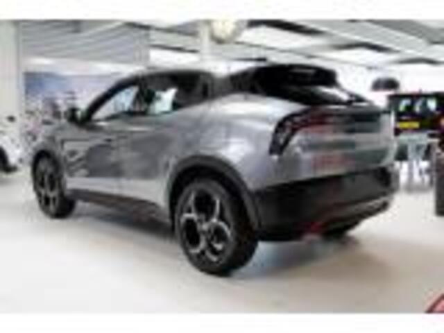 Alfa Romeo Junior 1.2 Turbo Hybrid Ibrida Speciale | Stoelverwarming | Massage functie bestuurders stoel | Camera Op voorraad