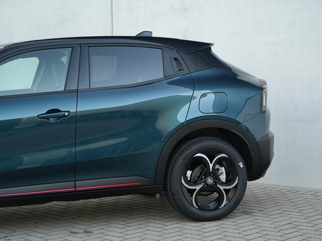 Alfa Romeo Junior 1.2 Turbo 136 PK Ibrida Speciale | Pano | Techno | Direct Leverb