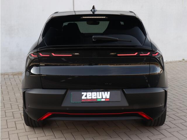 Alfa Romeo Junior Veloce 54 kWh 280 PK | Sport Pack | Techno Pack | 20"