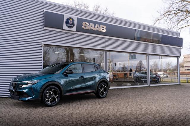 Alfa Romeo Junior Ibrida Speciale 1.2 Mild Hybrid Sabelt Panoramadak