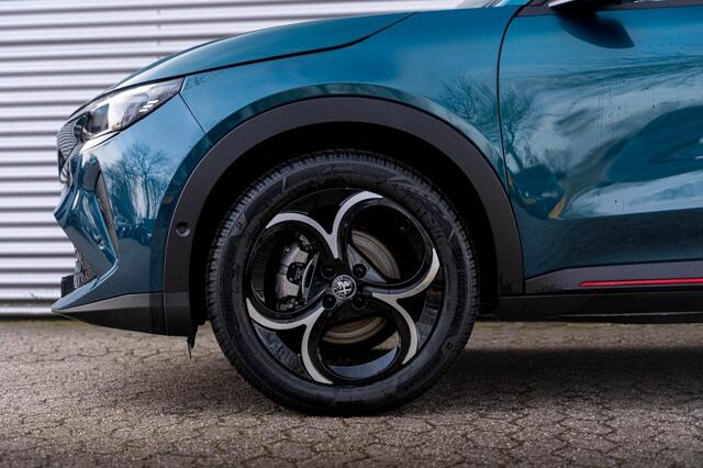 Alfa Romeo Junior Ibrida Speciale 1.2 Mild Hybrid Sabelt Panoramadak