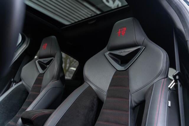 Alfa Romeo Junior Ibrida Speciale 1.2 Mild Hybrid Sabelt Panoramadak