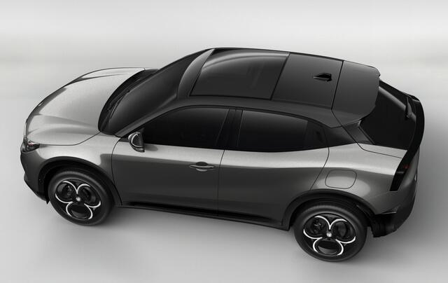 Alfa Romeo Junior 1.2 Turbo Hybrid Ibrida Speciale DIRECT RIJDEN - PANORAMADAK - 8 JAAR GARANTIE