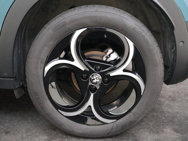 Alfa Romeo Junior 1.2 Turbo Hybrid Ibrida Speciale | Adaptive | 360 | LED |