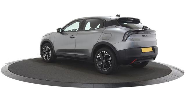 Alfa Romeo Junior Elettrica 54 kWh