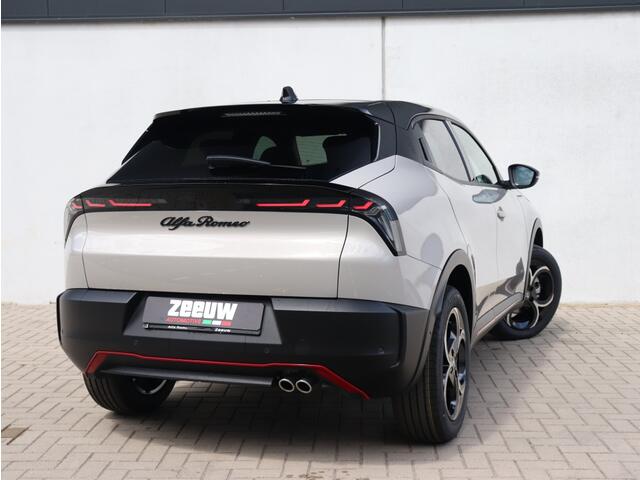 Alfa Romeo Junior Elettrica Speciale 54 kWh | Techno Pack | Warmtepomp | 18"