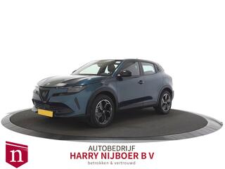 alfa-romeo-junior-elettrica-54-kwh-