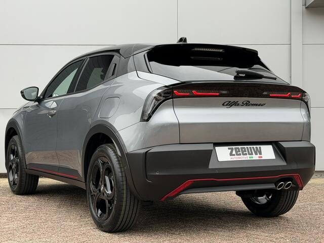 Alfa Romeo Junior 145PK Black Edition Ibrida Speciale | Techno | Camera | Navi | C