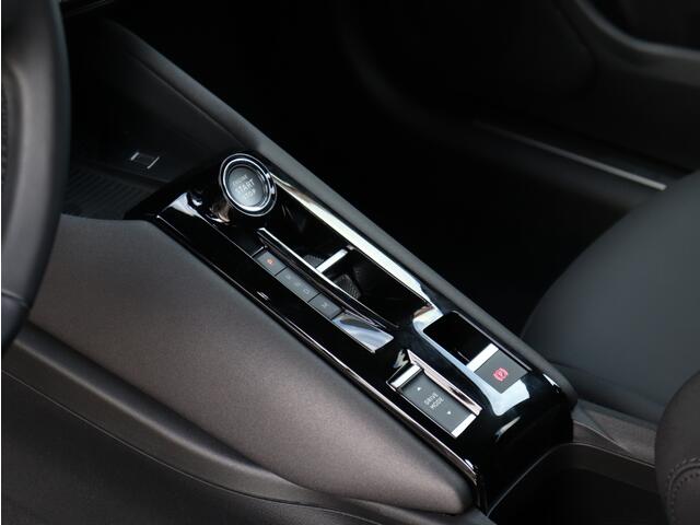 Alfa Romeo Junior 145PK Black Edition Ibrida Speciale | Techno | Camera | Navi | C