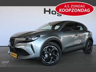 alfa-romeo-junior-elettrica-54-kwh-