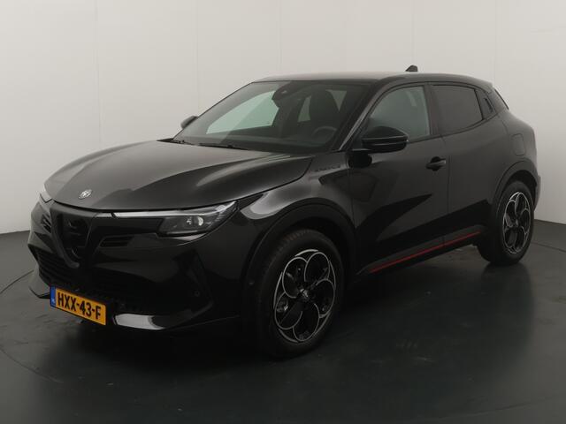 Alfa Romeo Junior 1.2 T Hyb Ibrid Spec