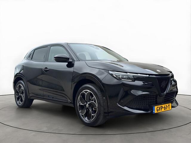 Alfa Romeo Junior Elettrica 54 kWh Leer Dode-Hoek 360 Camera