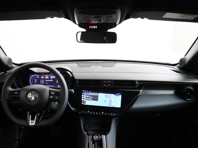 Alfa Romeo Junior Elettrica 54 kWh Climate control | ACC | Carplay