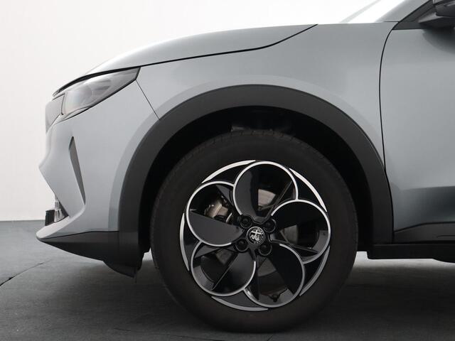 Alfa Romeo Junior Elettrica 54 kWh Climate control | ACC | Carplay