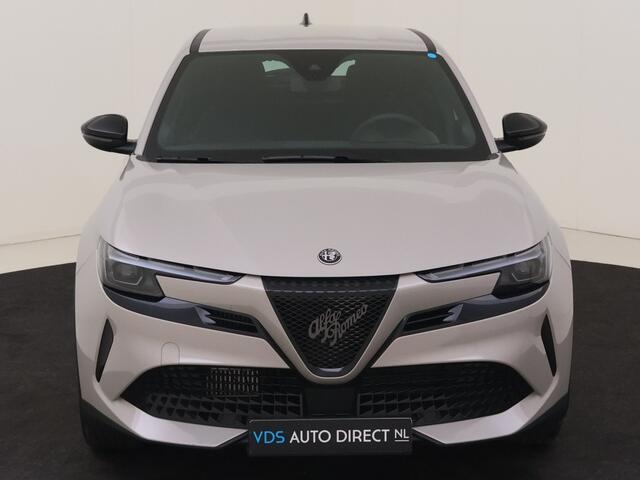 Alfa Romeo Junior 1.2 Turbo Hybrid (136PK) Ibrida Speciale Géén Afleverkosten