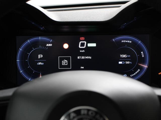 Alfa Romeo Junior Elettrica Automaat 156PK DEMO! Adaptieve Cruise Control LMV 18 inch Full Led Matrix Parkeer sensoren Navigatie Apple Carplay / Android auto Climate Control
