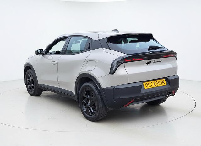 Alfa Romeo Junior 1.2 TURBO HYBRID IBRIDA | KEYLESS | A.C.C. | LED | CARPLAY | FABRIEKSGARANTIE | BTW