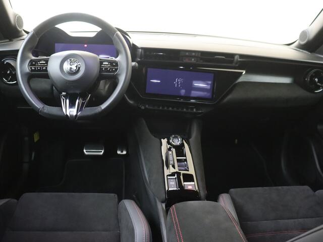 Alfa Romeo Junior 1.2 Turbo Hybrid Ibrida Speciale
