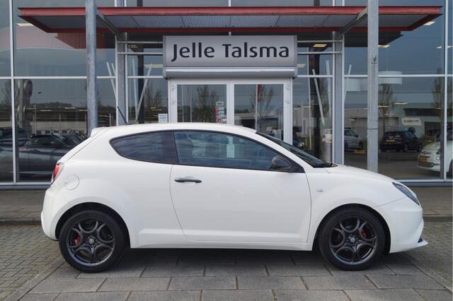 Alfa Romeo MITO TwinAir Turbo 100 Urban|17'' velgen|PDC|Navi|Clima|Cruise