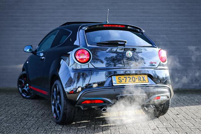Alfa Romeo MITO 1.4 T MultiAir Veloce S PANO / CAMERA / CARBON
