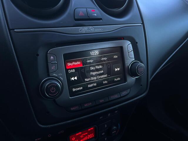 Alfa Romeo MITO 0.9 TwinAir ECO Super, Airco, Bluetooth, Navi, PDC, NAP