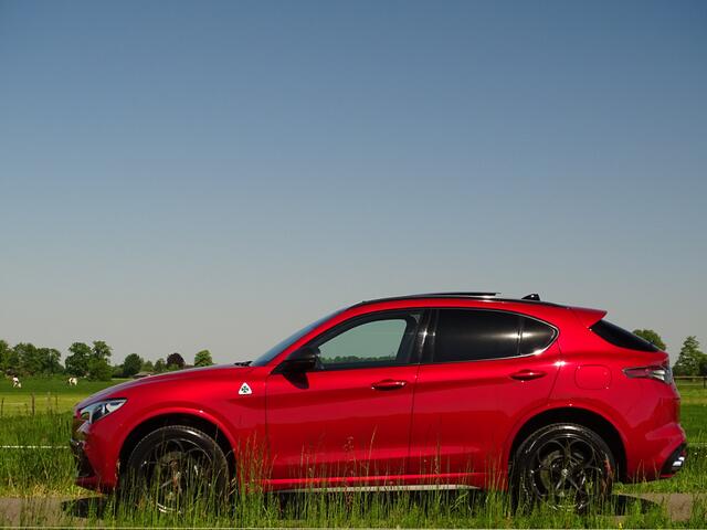 Alfa Romeo Stelvio 2.9 V6 AWD Quadrifoglio | MY20 | Schuifdak | H+K | Rosso!