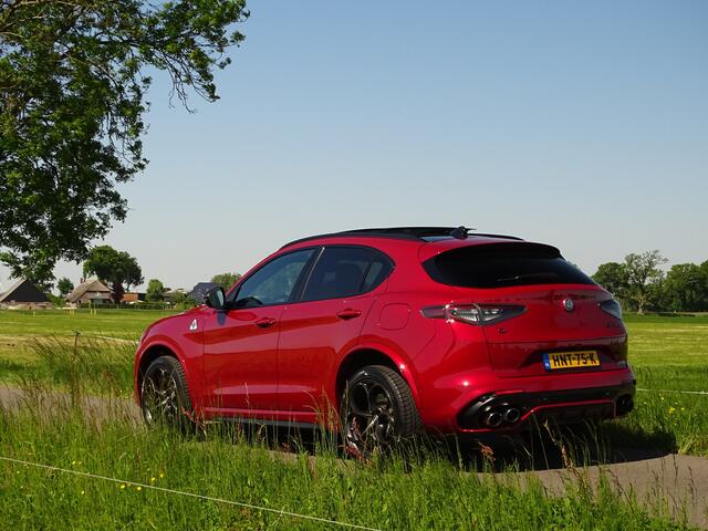 Alfa Romeo Stelvio 2.9 V6 AWD Quadrifoglio | MY20 | Schuifdak | H+K | Rosso!