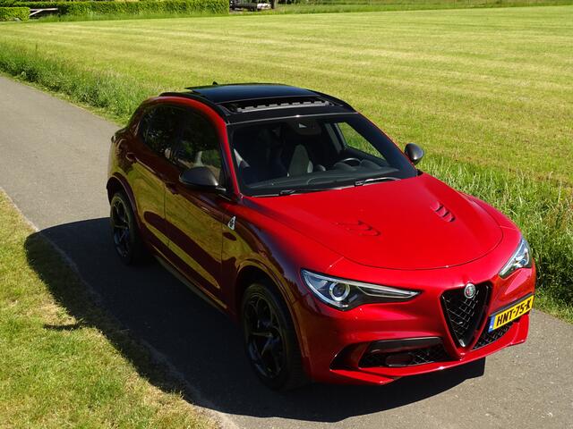 Alfa Romeo Stelvio 2.9 V6 AWD Quadrifoglio | MY20 | Schuifdak | H+K | Rosso!