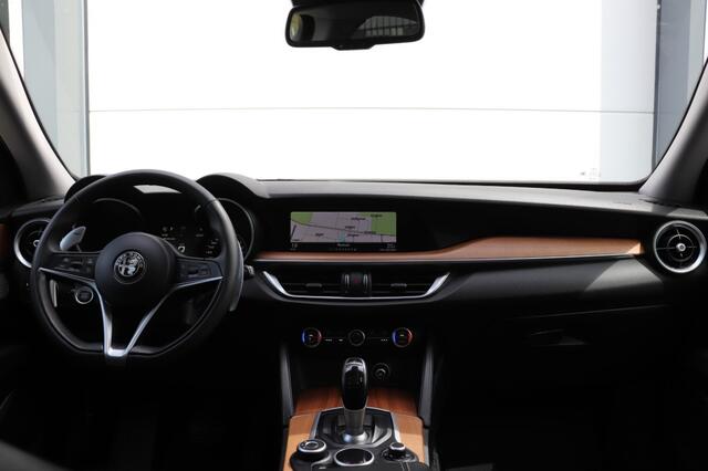 Alfa Romeo Stelvio 2.0 T 280PK Q4 SPECIAL EDITION/PANO/STOEL.STUUR.VERW/KEYLESS
