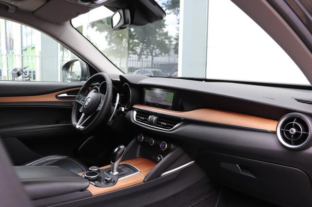 Alfa Romeo Stelvio 2.0 T 280PK Q4 SPECIAL EDITION/PANO/STOEL.STUUR.VERW/KEYLESS