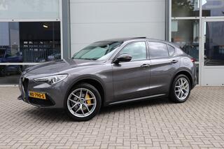 alfa-romeo-stelvio-2.0-t-q4-280pk-f