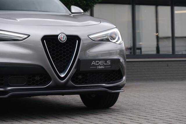 Alfa Romeo Stelvio 2.0 T AWD 310PK Panodak Veloce Sportstoelen Keyless Led