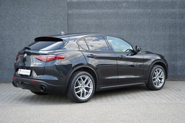 Alfa Romeo Stelvio 2.0 T AWD First Edition Trekhaak/Leder/20''/KEYLESS/Camera
