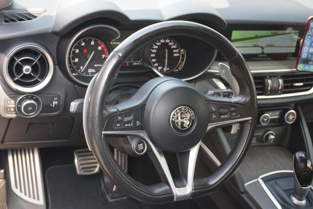 Alfa Romeo Stelvio 2.0 T AWD Special Edition | PANO | LEER | TREKHAAK
