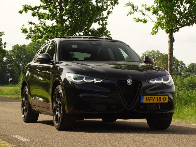 Alfa Romeo Stelvio 2.0 T GME AWD Competizione | BTW! | Carplay | 21inch | Schuifdak | H+K | Full!