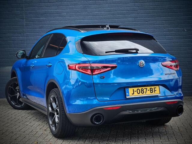 Alfa Romeo Stelvio 2.0 T AWD B-Tech 280 PK / PANO / ADAPT. CRUISE / LEDER DASH. / NL AUTO
