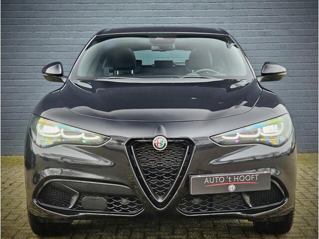 Alfa Romeo Stelvio 2.0 T AWD Veloce / VERWACHT / 280 PK / HARMAN KAR. / DRIVER / BTW